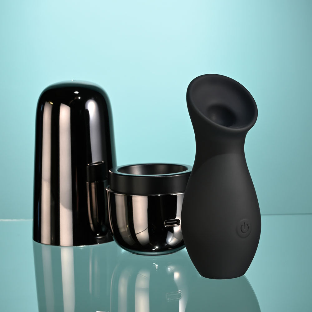 Playboy Pleasure The Jet Set Sucker Black 10.3 Cm Sucking Stimulator With Rechargeable Charging Case