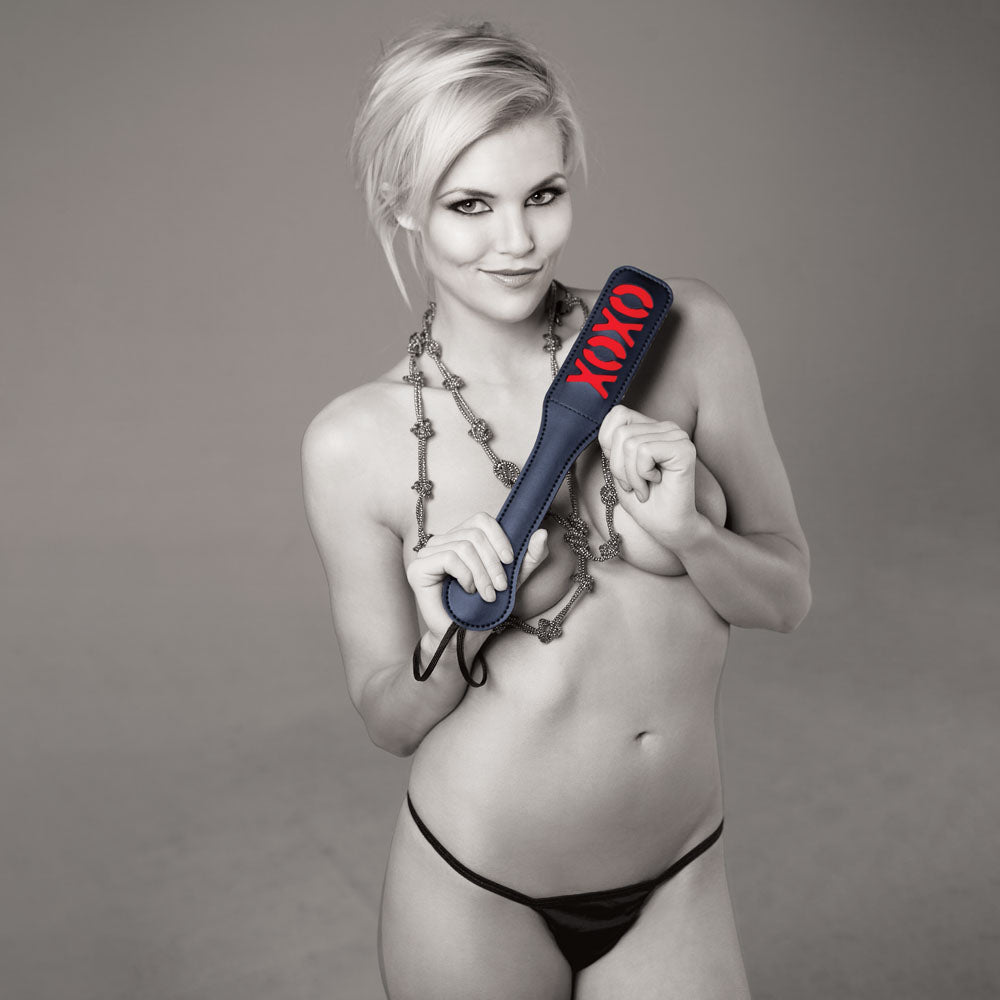Sex & Mischief Xoxo Paddle Black Black Paddle