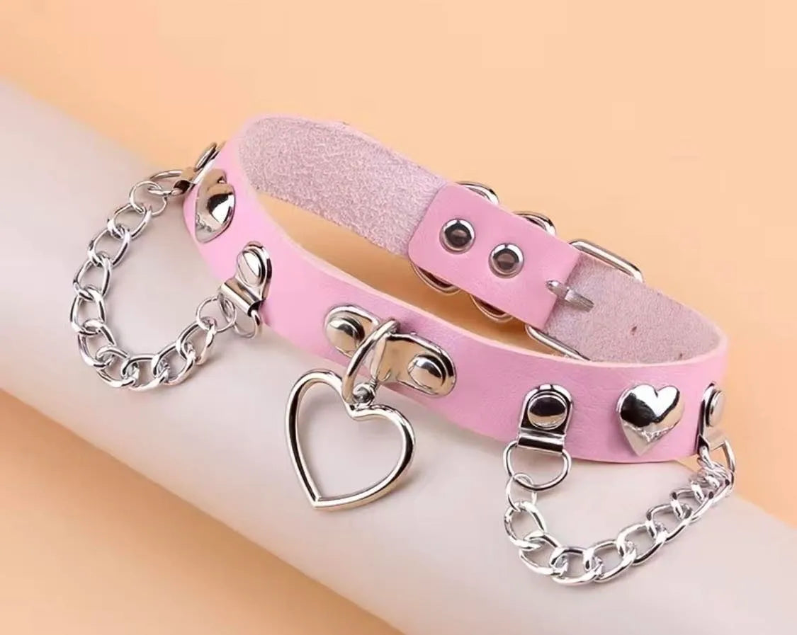 Heart and Chain Choker