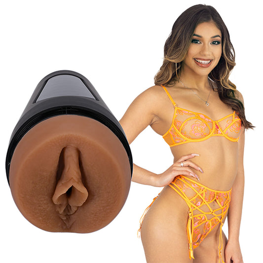 Main Squeeze Xxlayna Marie Tan Vagina Stroker
