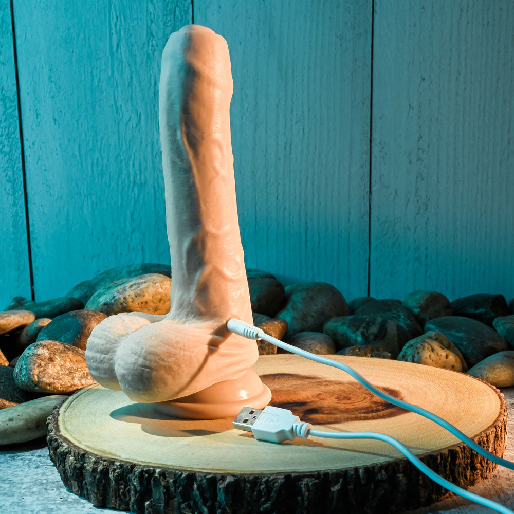 Evolved Peek A Boo Vibrating Dildo Light Flesh 20.3 Cm Usb Rechargeable Vibrating Uncut Dong