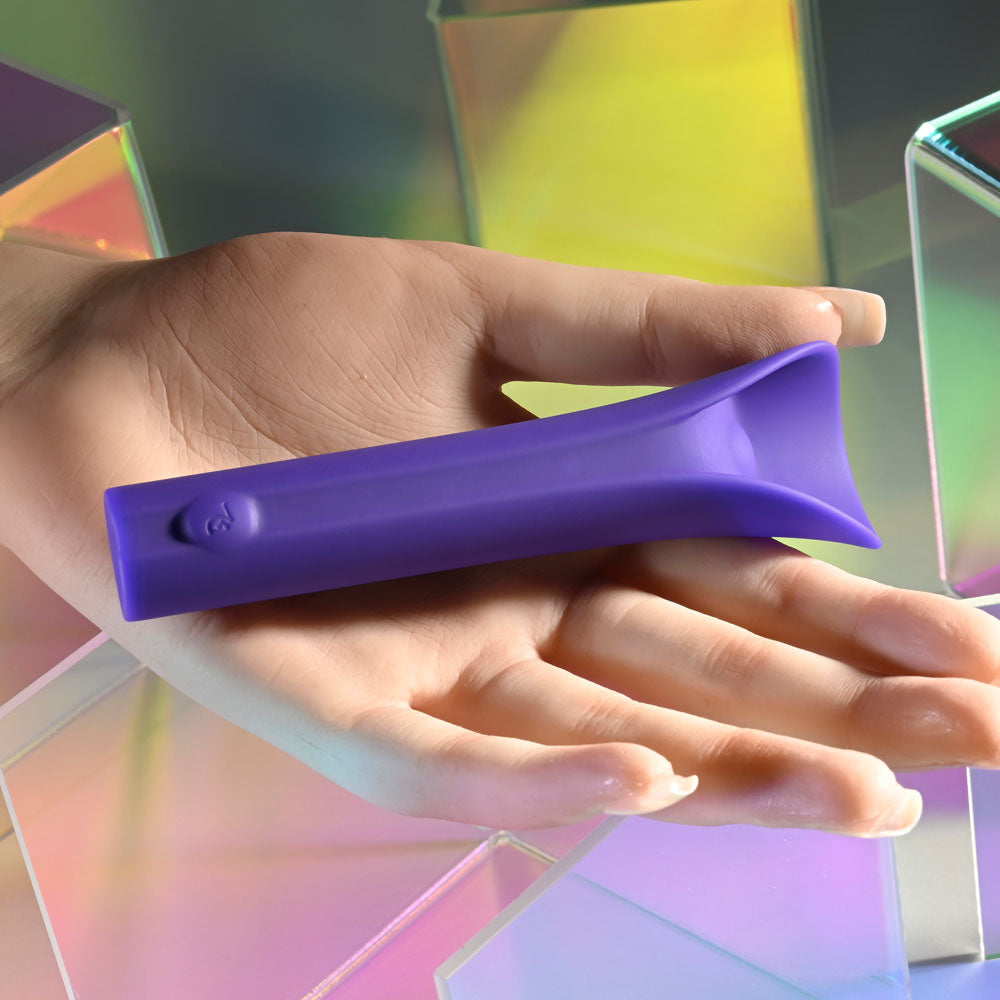 Evolved Full Coverage Purple 11.9 Cm Usb Rechargeable Bullet