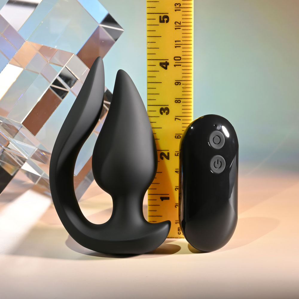 Evolved The Genie Black 11.2 Cm Usb Rechargeable Vibrating Plug With Wireless Remote