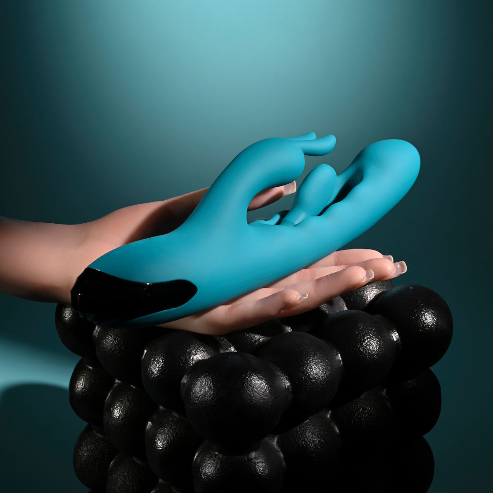 Evolved Bunny Tapper Blue 20 Cm Usb Rechargeable Rabbit Vibrator With Flicking Shaft