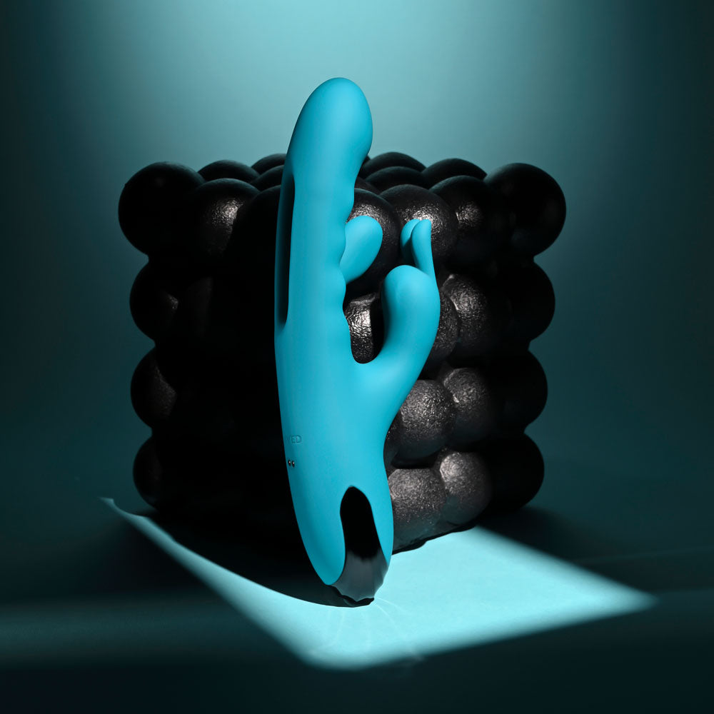 Evolved Bunny Tapper Blue 20 Cm Usb Rechargeable Rabbit Vibrator With Flicking Shaft