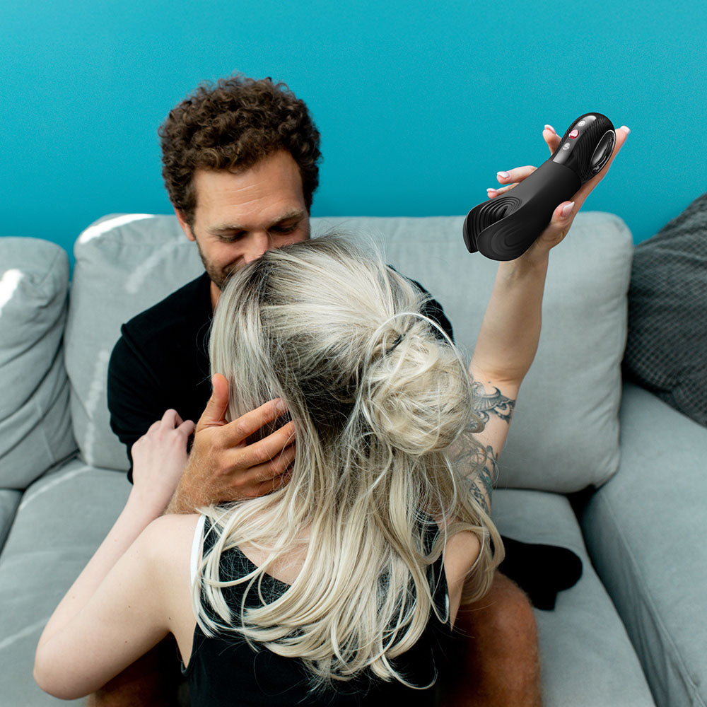 Fun Factory Manta Black Black Usb C Rechargeable Unisex Vibrator