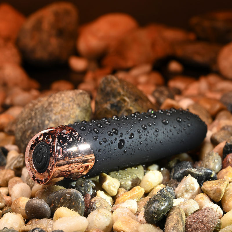 Gender X The Gold Standard Black/Rose Gold 10 Cm Usb Rechargeable Bullet