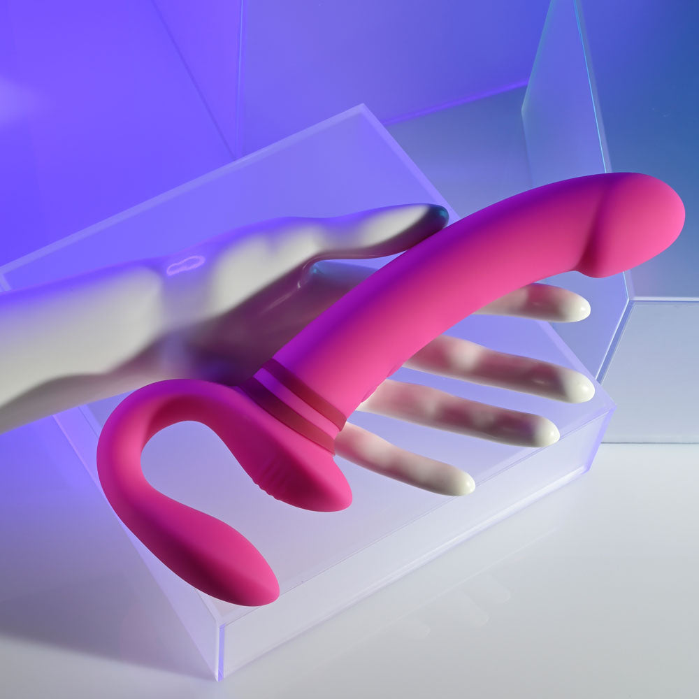 Gender X Sharing Is Caring Pink 21.9 Cm Usb Rechargeable Strapless Strap On