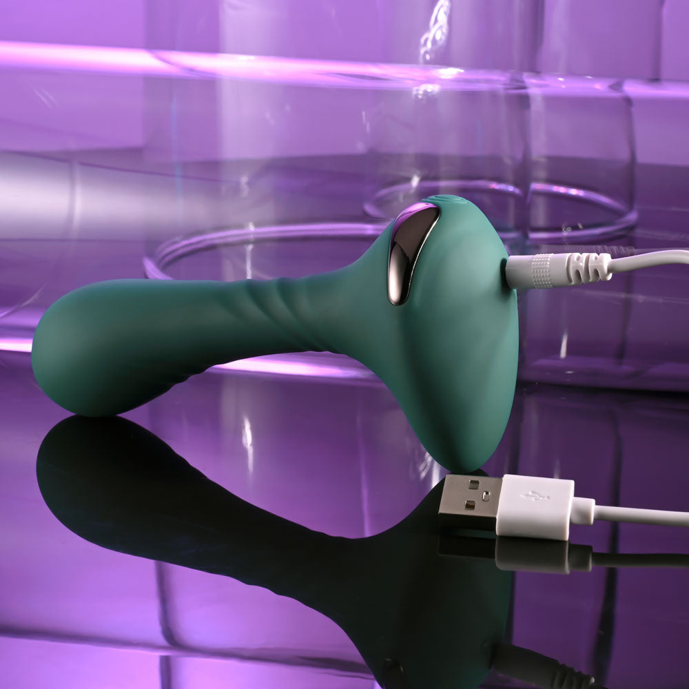 Gender X Goes Anywhere Green 12.4 Cm Usb Rechargeable Vibrator