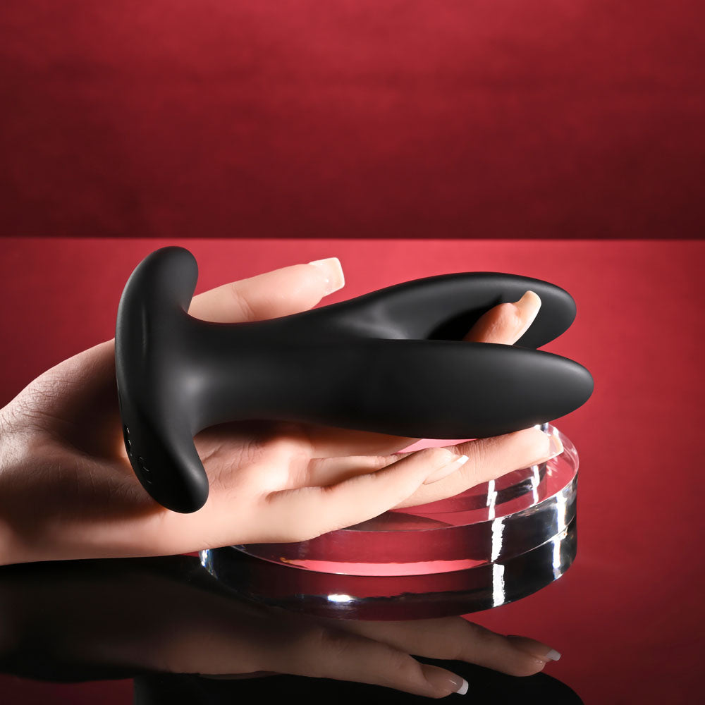 Gender X Spread The Love Black Usb Rechargeable Stretching Anal Plug With Wireless Remote