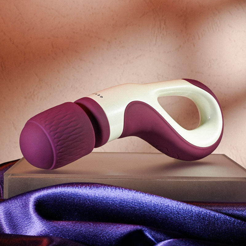 Gender X Handle It Purple/White Usb Rechargeable Massager Wand