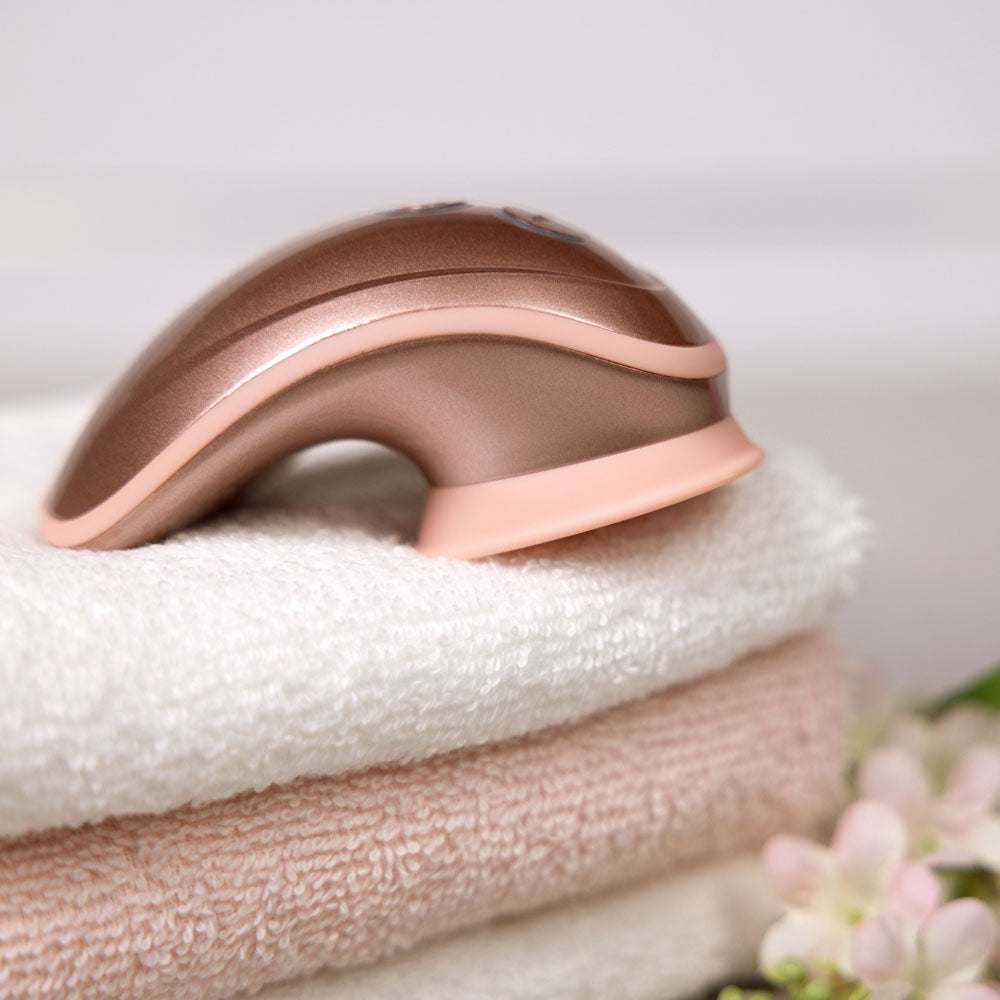 Twitch 1 Rose Gold Rose Gold Usb Rechargeable Suction Vibrator