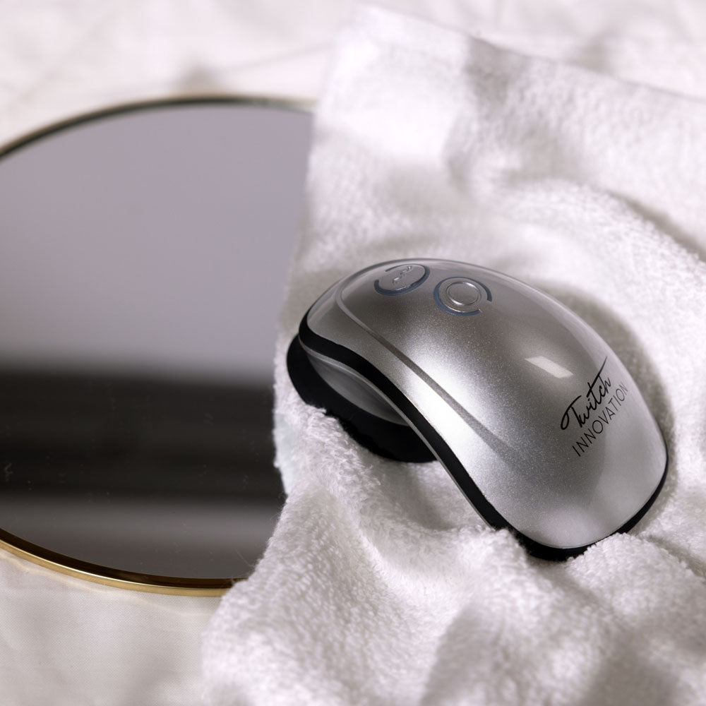Twitch 1 Silver Silver Usb Rechargeable Suction Vibrator