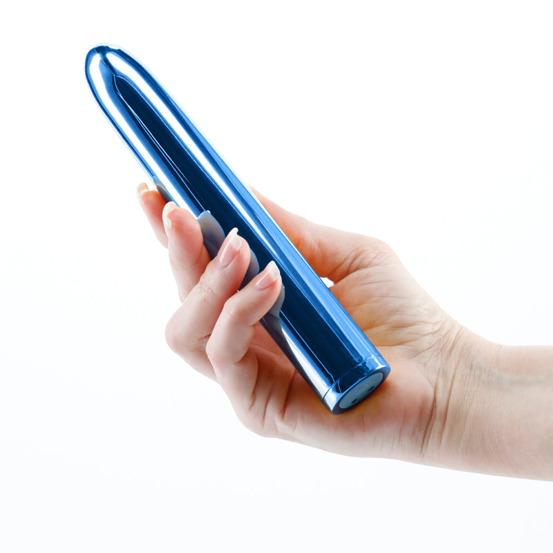 Chroma Blue Metallic Blue 17 Cm Usb Rechargeable Vibrator