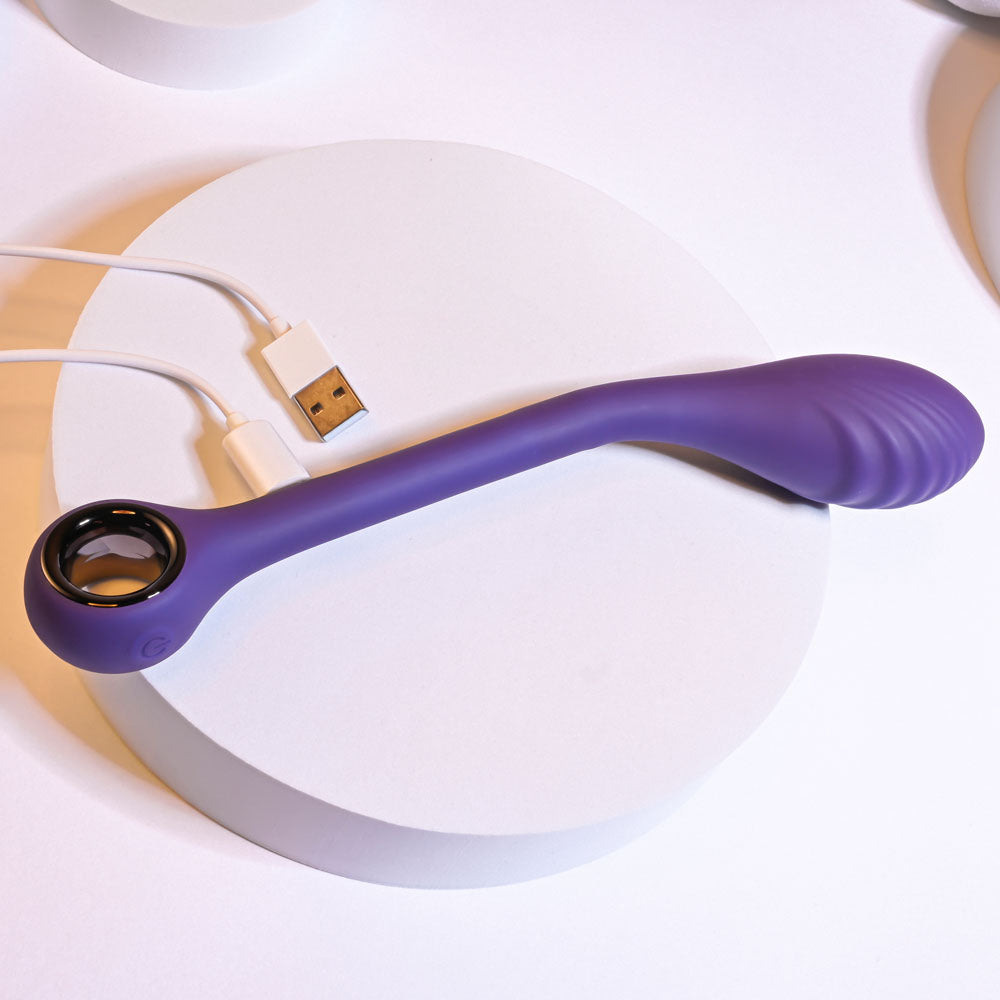 Playboy Pleasure Spot On Purple 22.6 Cm Usb Rechargeable Poseable G Spot Vibrator