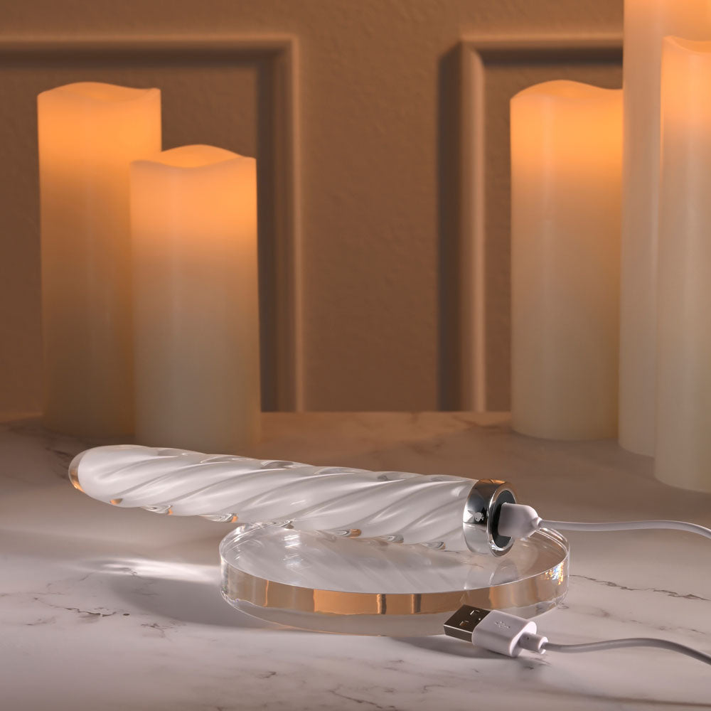 Playboy Pleasure In A Twist White Glass 17.5 Cm Usb Rechargeable Vibrator