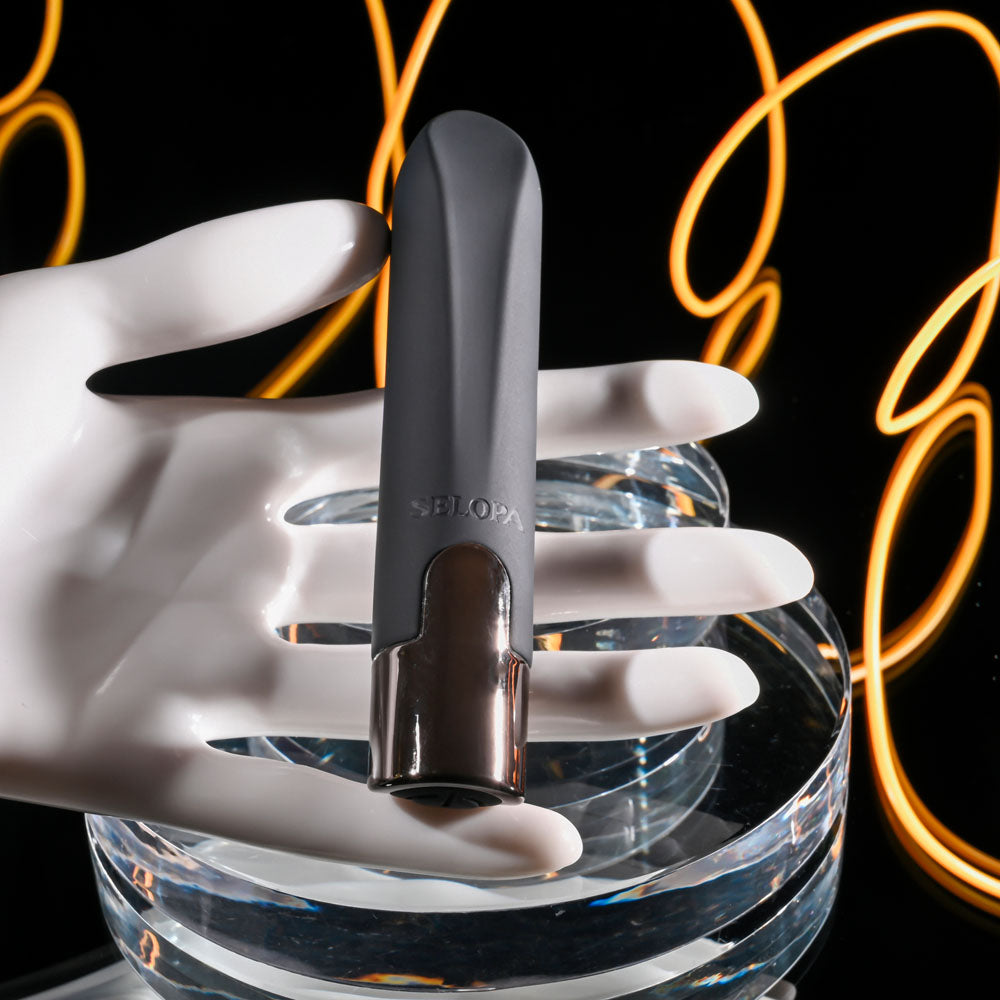 Selopa Little Buddy Black 11.1 Cm Usb Rechargeable Vibrating Bullet