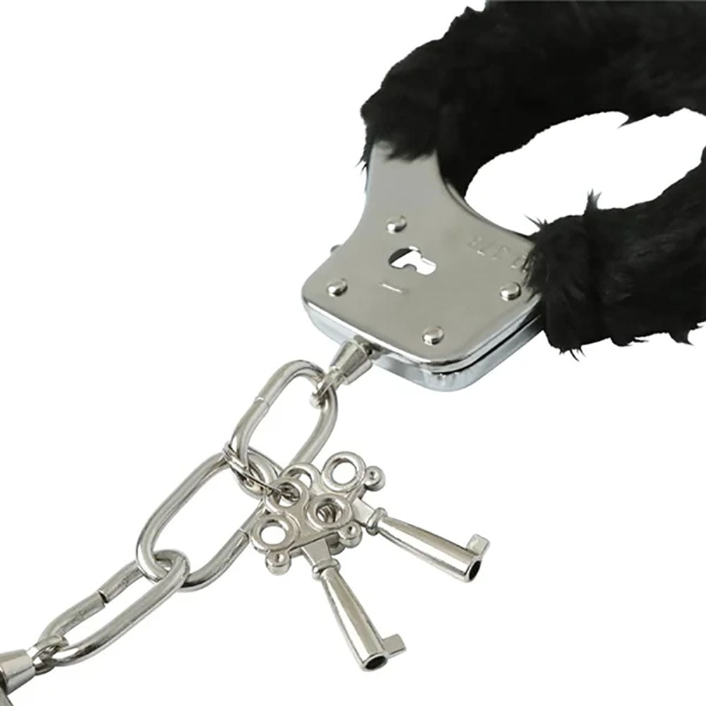 Sex & Mischief Furry Handcuffs Black Black Restraints